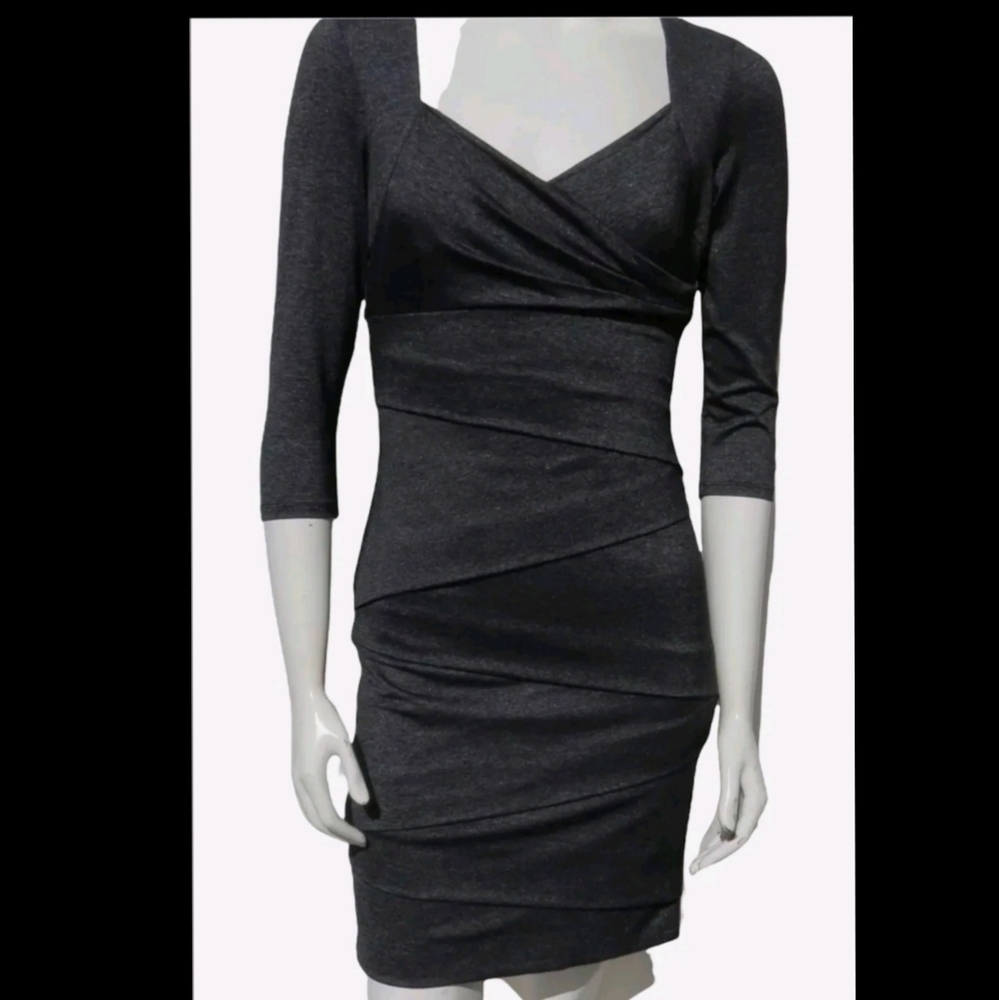 White House Black Market LBD sweetheart neckline